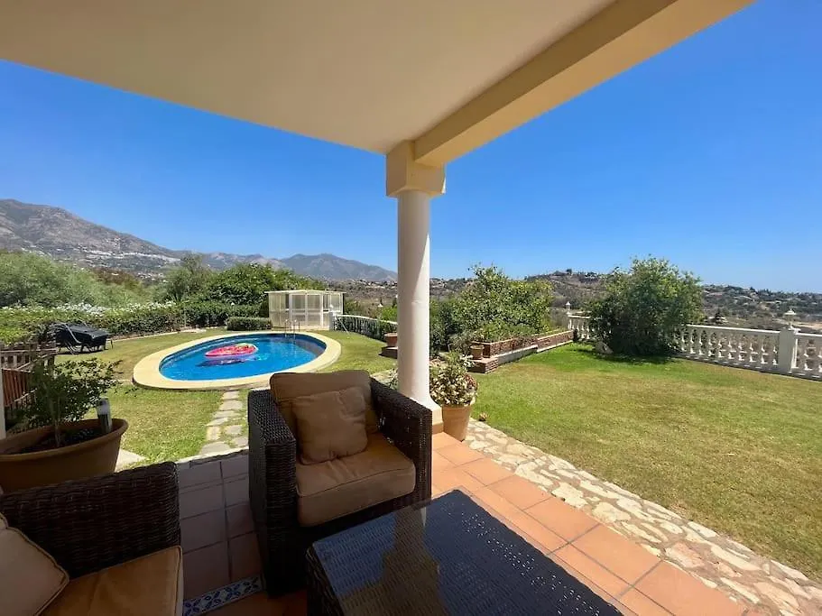 Stunning Villa Perfect For Golf Lovers & Families! Mijas 0*,  Spagna